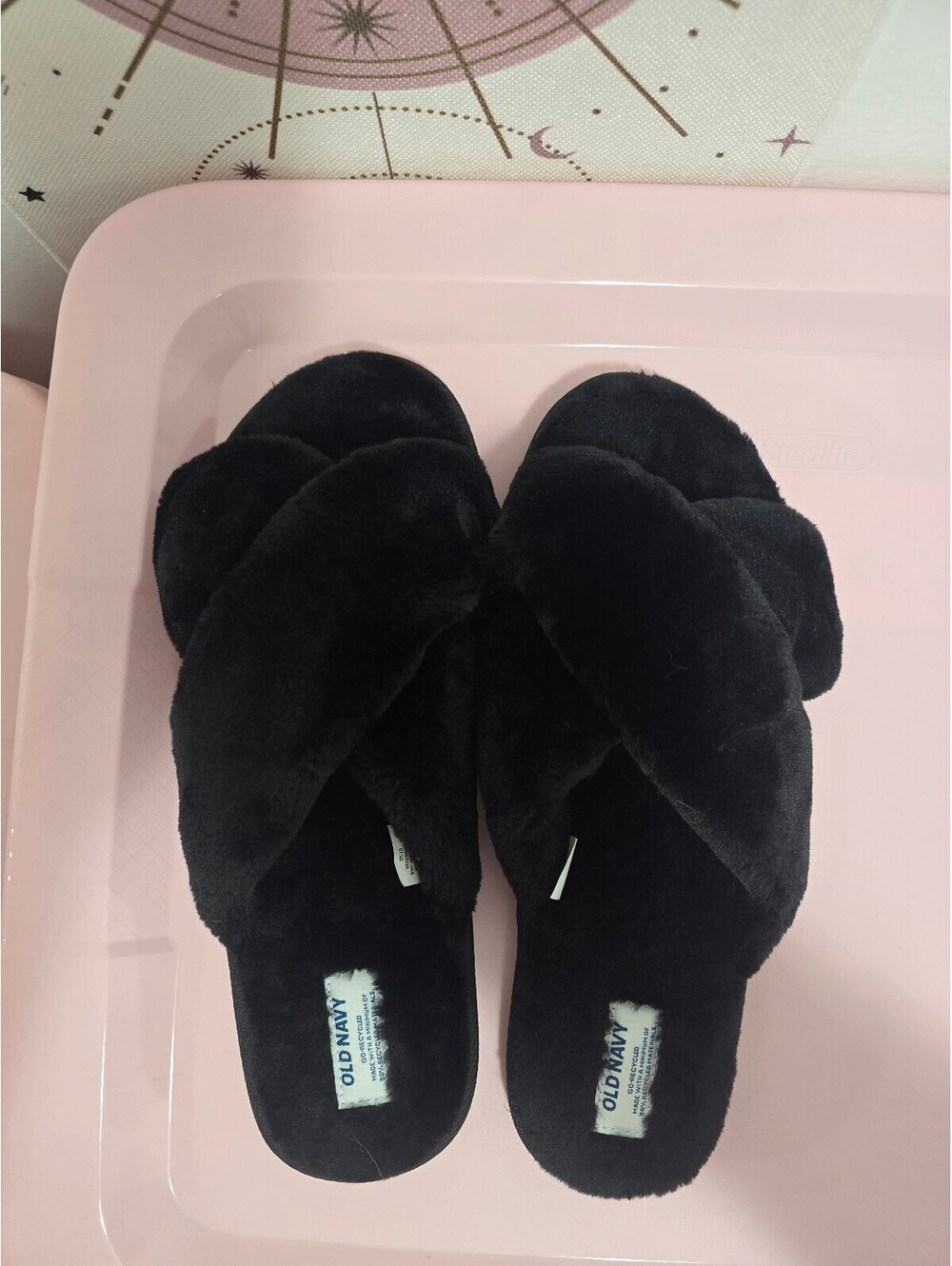 Old Navy Women's Black Luxe Plush Slippers Size 10